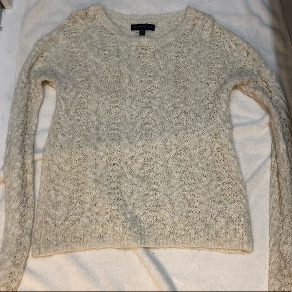 Cream Sweater - Picture 1 of 1